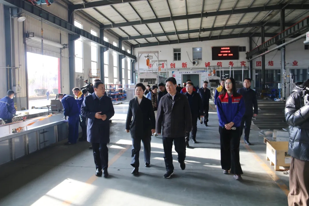 市政協黨組書記、主席孟慶斌一行赴銳智智能開展調研指導工作